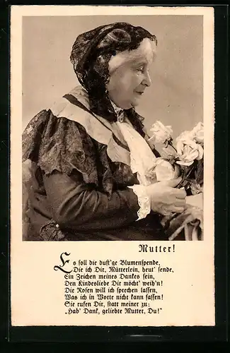 AK Mutter mit Haarnetz und Blumen zum Muttertag