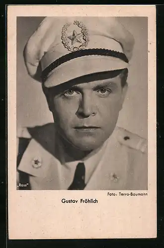 AK Schauspieler Gustav Fröhlich mit Kapitänsmütze