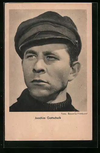AK Schauspieler Joachim Gottschalk lässig mit Mütze