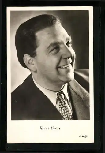 AK Schauspieler Klaus Gross mit Anzug und Krawatte