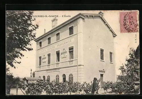 AK Fleurieu-sur-Saone, L`École