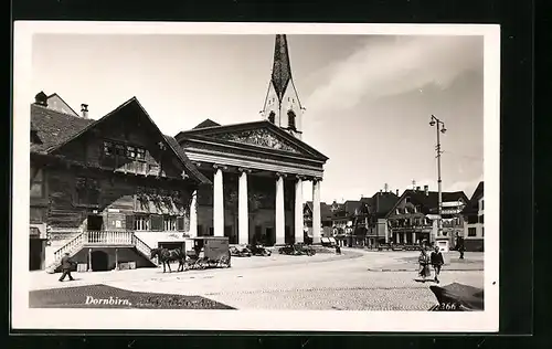 AK Dornbirn, Marktplatz mit Autos und Kutsche