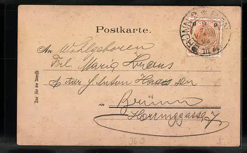 AK Tompeter schaut ins Tal hinunter