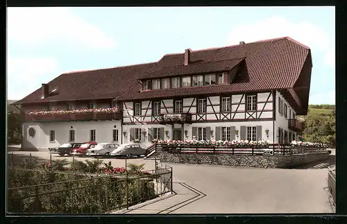 AK Glottertal, Autos vor dem Gasthof Hirchen