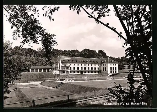 AK Hennef-Sieg, Sportschule F. V. M. mit Schwimmbad