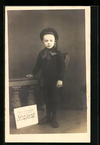 Foto-AK Junge mit Matrosenmütze und Schulranzen, Schulanfang 1912