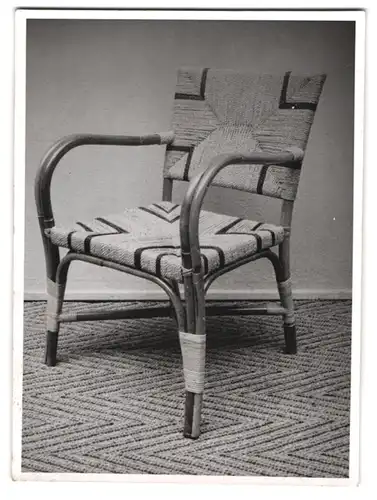 13 Fotografien Korbmöbel, Stühle in verschiedenen Ausführungen, Liegen & Tisch, Möbel, Sitzmöbel