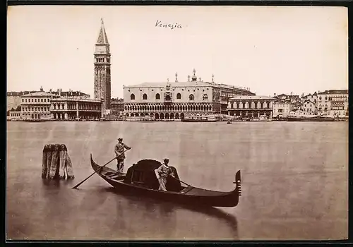 14 Fotografien unbekannter Fotograf, Ansicht Venedig - Venezia, Markusplatz, Dogenpalast, Seufzerbrücke, Arsenal u.a.