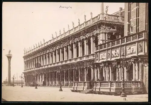 14 Fotografien unbekannter Fotograf, Ansicht Venedig - Venezia, Markusplatz, Dogenpalast, Seufzerbrücke, Arsenal u.a.