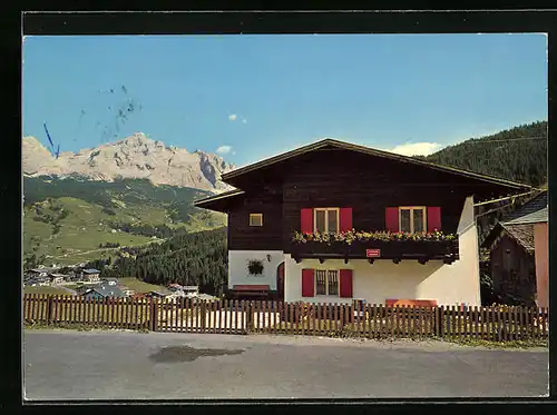 AK La Villa /Val Badia, Garni Miriam von der Strasse gesehen