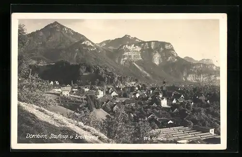 AK Dornbirn, Ortsansicht mit Staufenspitze und Breitenberg