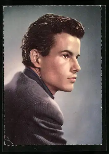 AK Schauspieler Horst Buchholz als junger gutaussehender Bursche