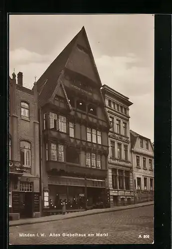 AK Minden i. W., Altes Giebelhaus und Cafe-Restaurant Westfalia am Markt