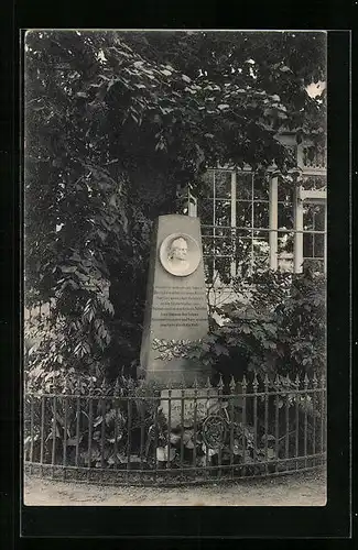 AK Dresden-Blasewitz, Die Schillerlinde u. d. Schillerdenkmal im Schillergarten