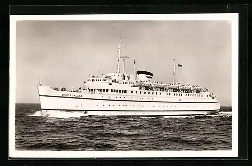 AK Bundesbahn-Hochsee-Fährschiff Deutschland auf hoher See