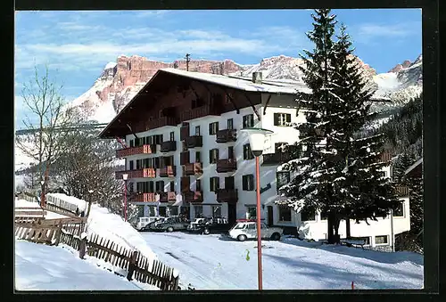 AK La Villa, Hotel Dolomiti im Schnee