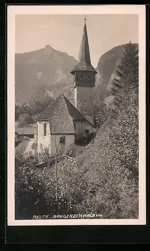 AK Reuthe, Kirche mit Bergspitze