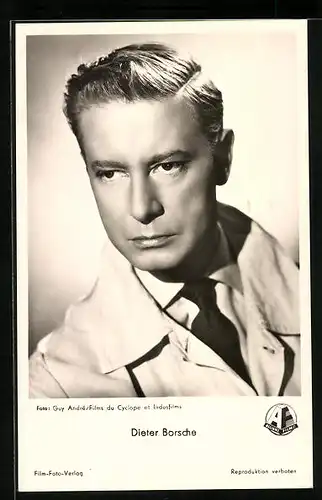 AK Schauspieler Dieter Borsche mit ernstem Blick