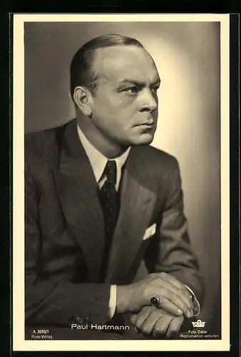 AK Schauspieler Paul Hartmann mit strengem Blick