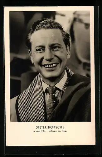 AK Schauspieler Dieter Borsche mit Krawatte und Schal