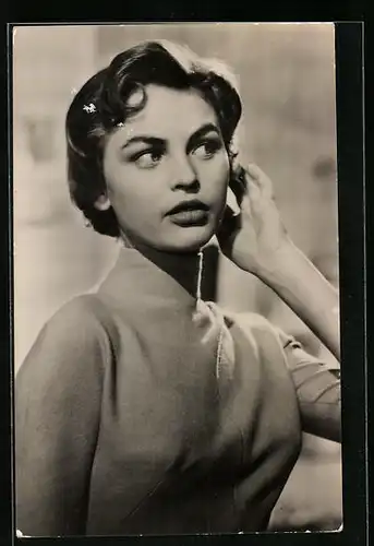 AK Schauspielerin Christel Bodenstein mit verführerischem Blick