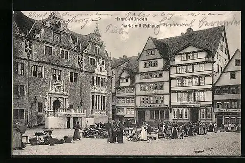 AK Hann.-Münden, Markt mit Rathaus