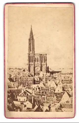 Fotografie unbekannter Fotograf, Ansicht Strassburg, Blick über die Stadt mit dem Münster