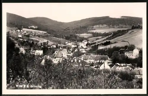 Fotografie unbekannter Fotograf, Ansicht Wien-Grinzing, Blick über den Stadtteil