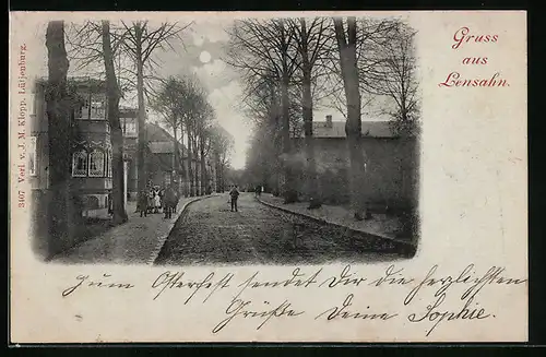 Mondschein-AK Lensahn, Ortsansicht mit Strassenpartie