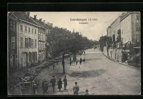 AK Lörchingen i. Lothr., Passanten in der Langestrasse