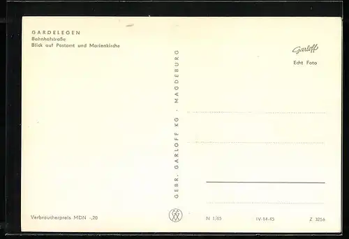 AK Gardelegen, Bahnhofstrasse, Blick auf Postamt und Marienkirche