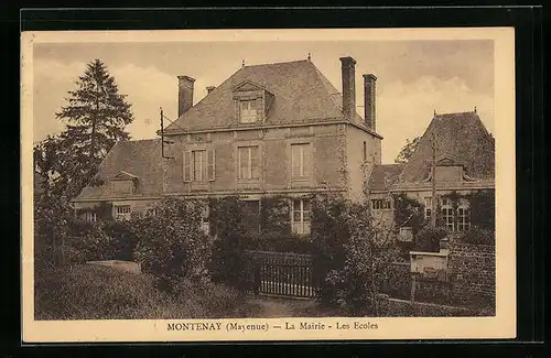 AK Montenay, La Mairie, Les Ecoles