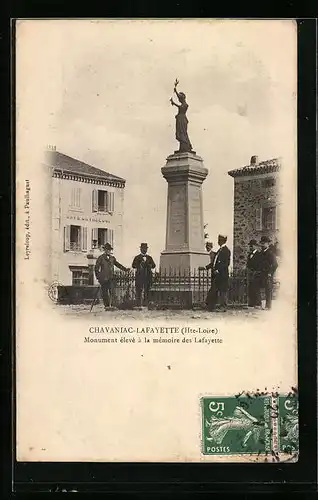 AK Chavaniac-Lafayette, Monument élevé à la mémoire des Lafayette