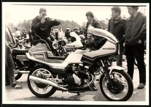 Fotografie DDR-MMM in Leipzig, Motorrad Honda CBX 550