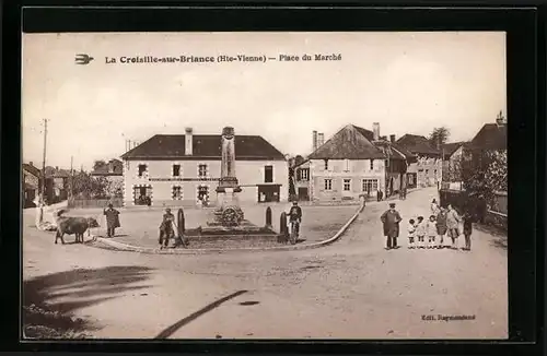 AK La Croisille-sur-Briance, Place du Marché