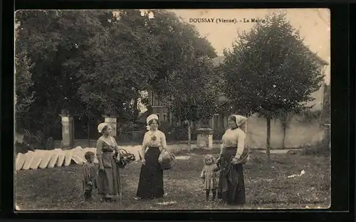 AK Doussay, La Mairie