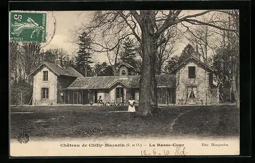 AK Chilly-Mazarin, Château de Chilly-Mazarin, La Basse-Cour