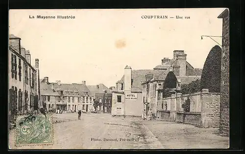 AK Couptrain, Une rue, avec Hotel Roger Bellier