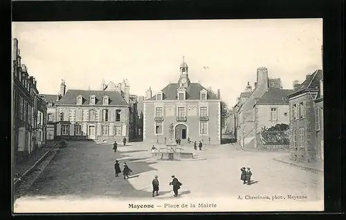 AK Mayenne, Place de la Mairie