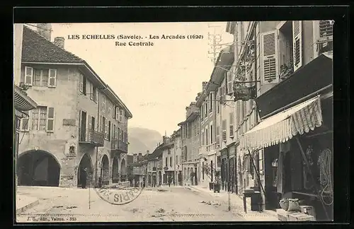 AK Les Echelles, Les Arcades, Rue Centrale