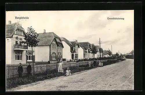 AK Bargteheide, Strasse Tremsbüttelerweg mit Kindern