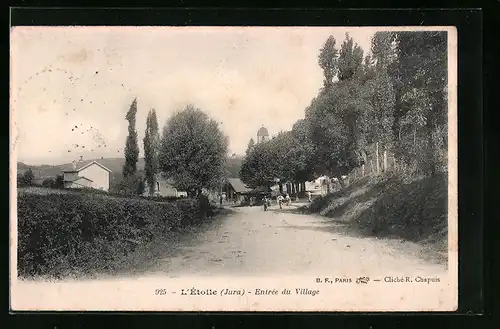 AK L'Étoile, Entrée du Village