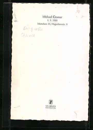 AK Schauspieler Michael Cramer mit charmantem Lächeln