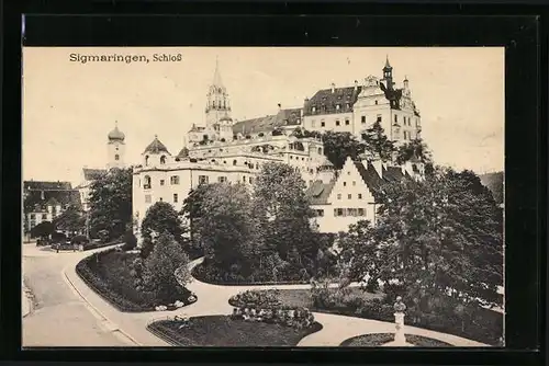 AK Sigmaringen, Schloss mit Strassenpartie