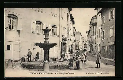 AK Confolens, La Fontorse - Rue Théophile-Gibouin