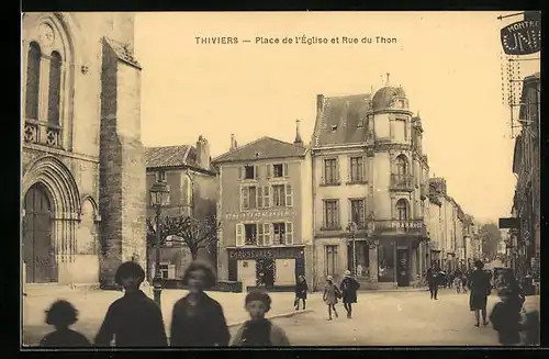 AK Thiviers, Place de l`Église et Rue du Thon