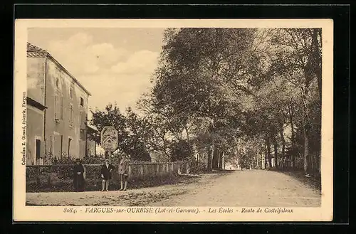 AK Fargues-sur-Ourbise, Les Écoles, Route de Casteljaloux