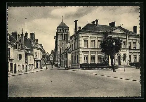 AK Cosne-sur-Loire, Hotel de Ville et Eglise Saint-Jacques