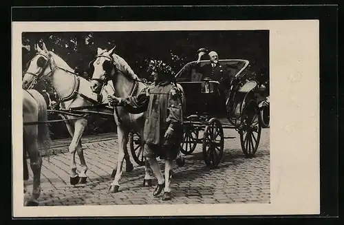 AK Wien, X. Deutsches Bundes Sängerfest 1928 - Festzug mit Präsident Dr. List