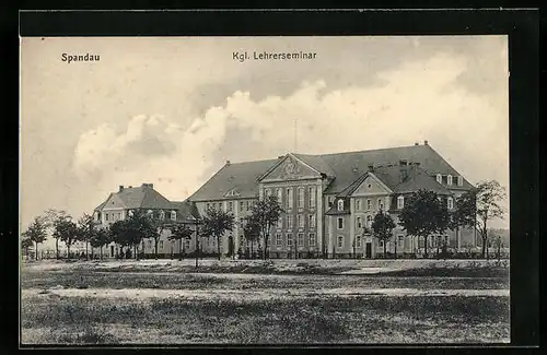 AK Berlin-Spandau, Blick auf das Kgl. Lehrerseminar
